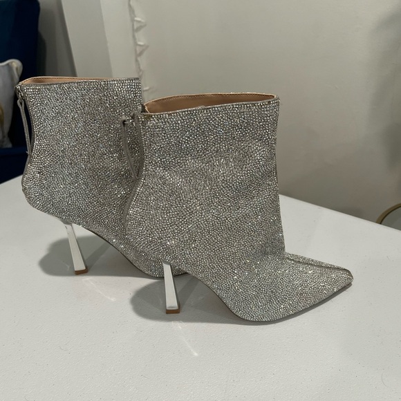 STEVEN MADDEN Woman's Boots Callen Bootie 9.5 - Picture 1 of 9